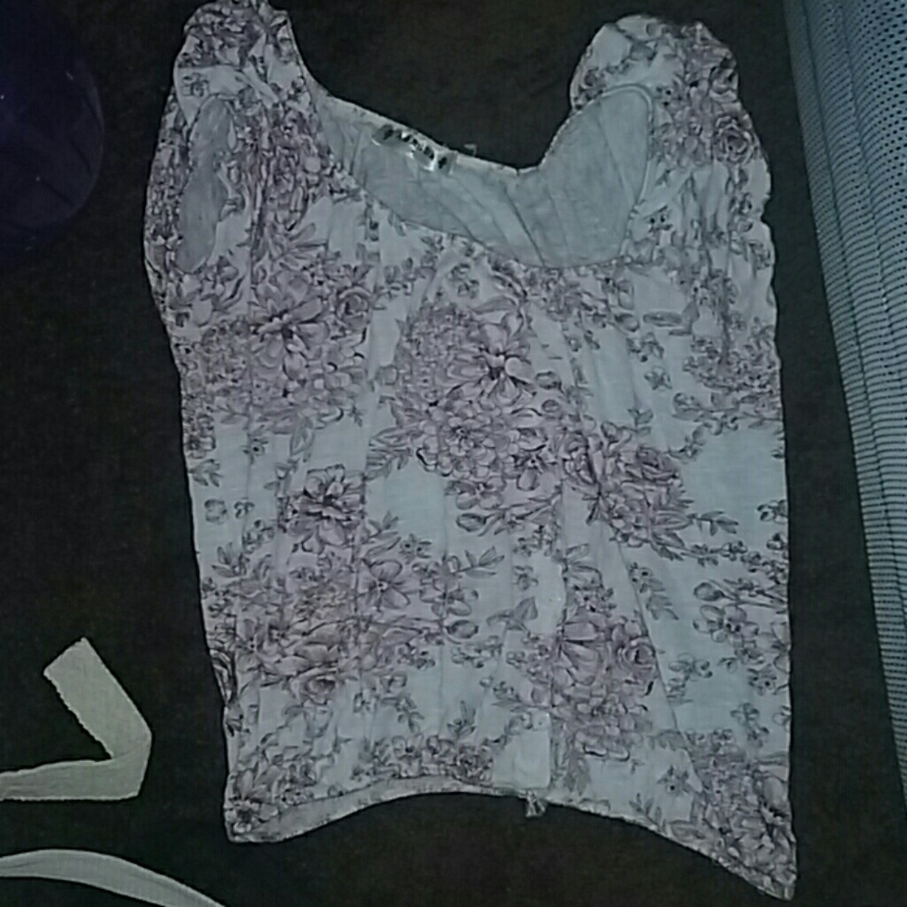 Short sleeve shirt
